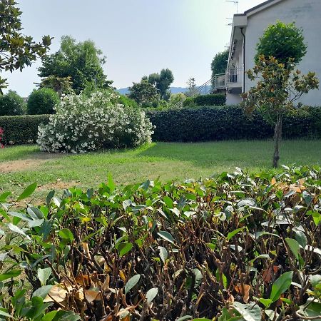 Tra Cinque Terre E Versilia Apartment Marinella di Sarzana Bagian luar foto