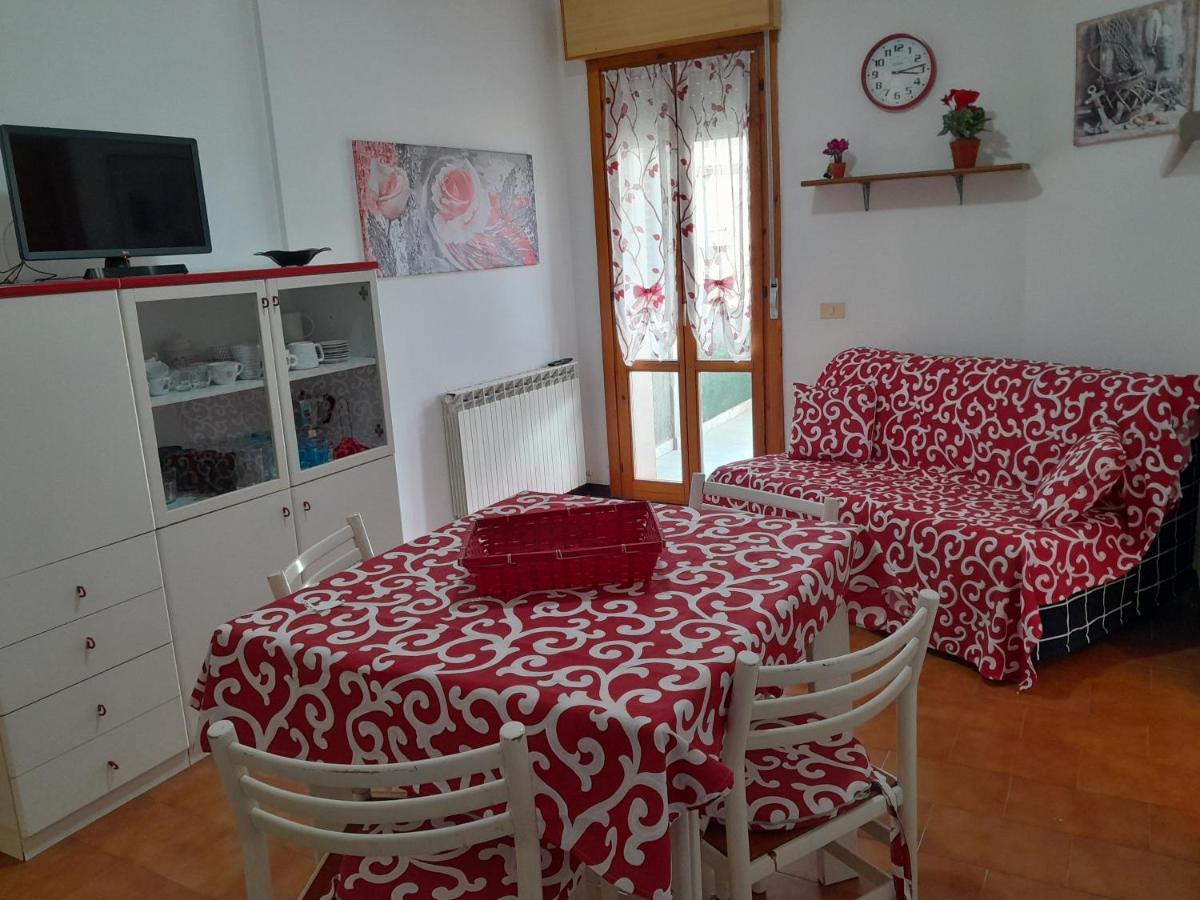 Tra Cinque Terre E Versilia Apartment Marinella di Sarzana Bagian luar foto